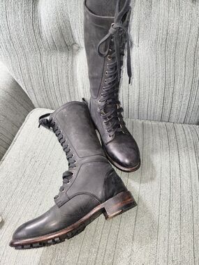 🍉John Fluevog Hedwig Boots